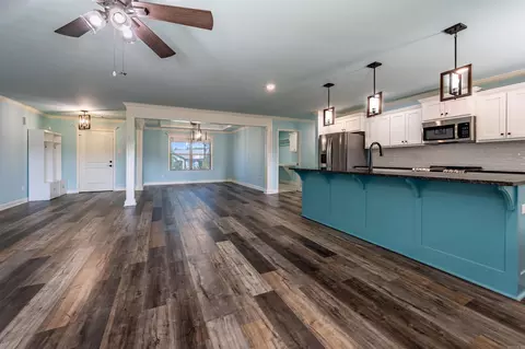 Living - 74 Cimarron Cir, Cabot, AR 72023 photo 4 of 6