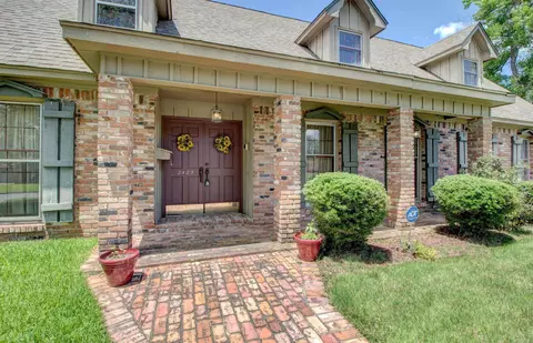 Exterior - 2425 W 42nd Ave, Pine Bluff, AR 71603 photo 3 of 5
