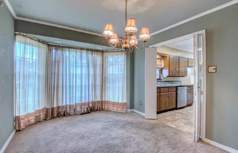 Dining - 2425 W 42nd Ave, Pine Bluff, AR 71603 photo 1 of 1