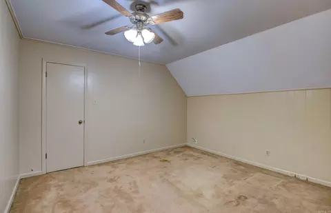 Bedroom - 2425 W 42nd Ave, Pine Bluff, AR 71603 photo 5 of 10