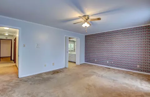 Bedroom - 2425 W 42nd Ave, Pine Bluff, AR 71603 photo 2 of 10