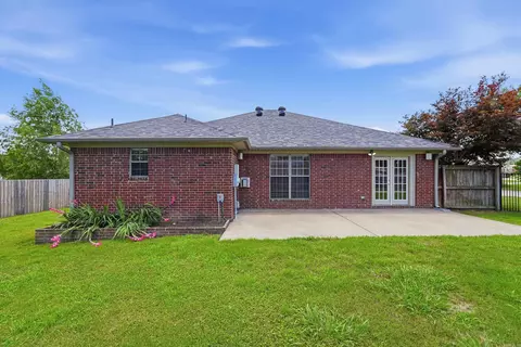 Exterior - 5160 Limestone Ln, Conway, AR 72034 photo 5 of 9