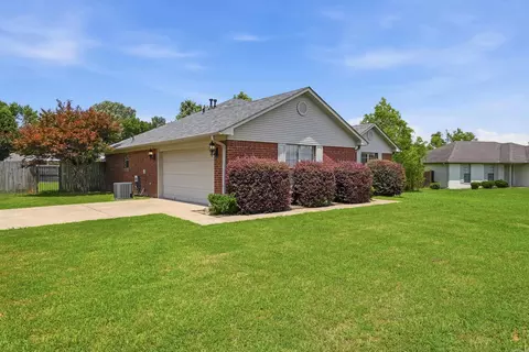 Exterior - 5160 Limestone Ln, Conway, AR 72034 photo 2 of 9