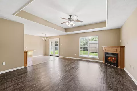 Living - 5160 Limestone Ln, Conway, AR 72034 photo 4 of 5