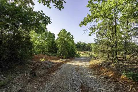 000 Ark Traveler Rd, Hardy, AR 72542