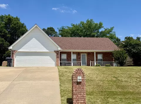 1301 N 30th St, Paragould, AR 72450