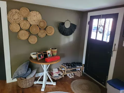 Entry Way - 202 Matthews St, Norphlet, AR 71759 photo 1 of 1
