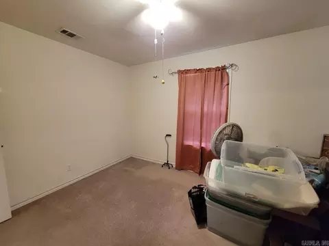 Bedroom - 117 Cub Dr, De Queen, AR 71832 photo 2 of 3