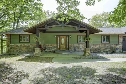 69 Jackson Rdg, Eureka Springs, AR 72631