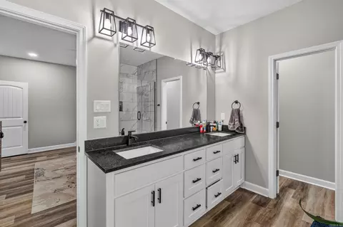 Bath - 174 Mountain Ranch Blvd, Austin, AR 72007 photo 1 of 3
