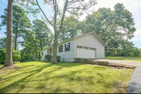 681 Amity Rd, Hot Springs, AR 71913