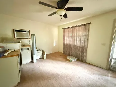 Living - 306 Eagle Cir, Mountain View, AR 72560 photo 1 of 2