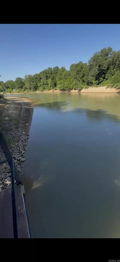 450 Sandy Trl, Biggers, AR 72413