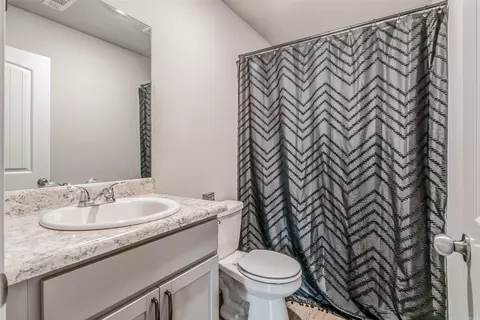 Bath - 21 Sun Drenched Trl, Conway, AR 72032 photo 1 of 1