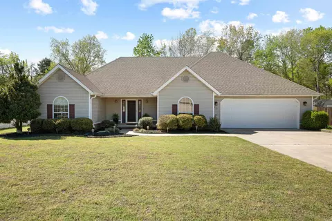 1810 Cypress St, Paragould, AR 72450