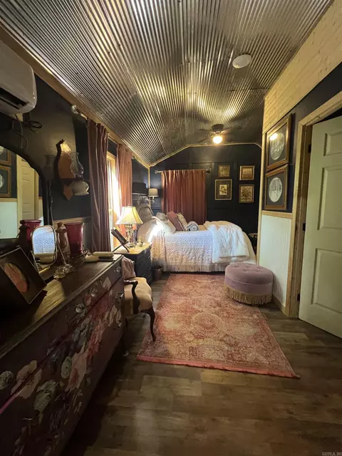 Bedroom - 1070 Brewer Rd, Edgemont, AR 72044 photo 3 of 3