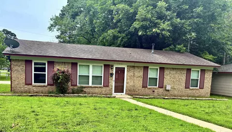 7401 Grace Dr, Little Rock, AR 72209