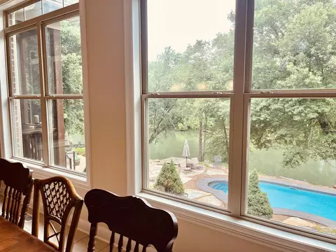 Dining - 259 Riverview Rd, Searcy, AR 72143 photo 3 of 4
