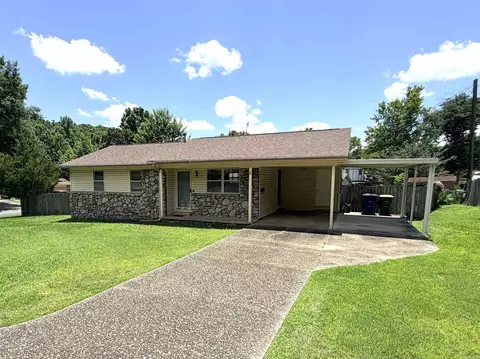 28 Emerald Cir, North Little Rock, AR 72118