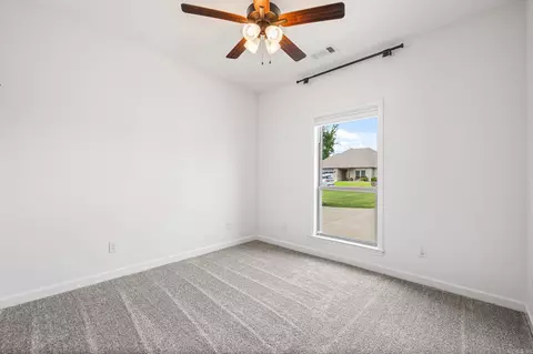 Bedroom - 111 Hayden Dr, Beebe, AR 72012 photo 4 of 7