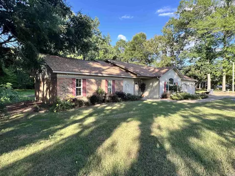 721 Kirkwood, Star City, AR 71667