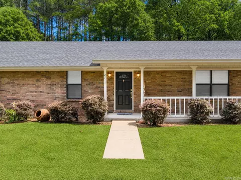 2711 Cook Rd, White Hall, AR 71602