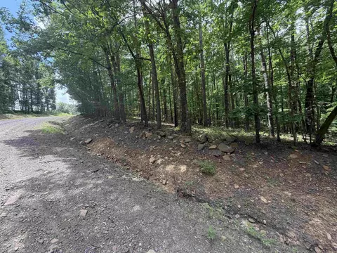000 Greentree Rd, Clinton, AR 72032