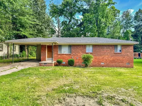 5807 Hutsell Rd, Little Rock, AR 72209