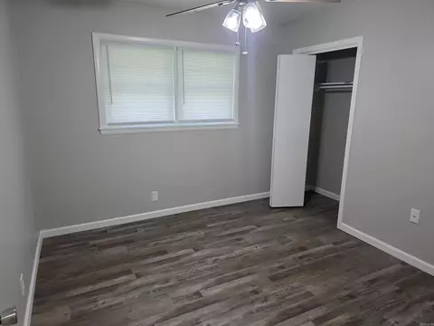 Bedroom - 2204 Sheraton Park Dr, Pine Bluff, AR 71603 photo 1 of 3