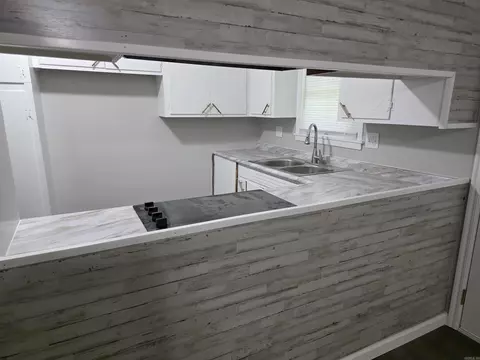 Kitchen - 2204 Sheraton Park Dr, Pine Bluff, AR 71603 photo 1 of 2