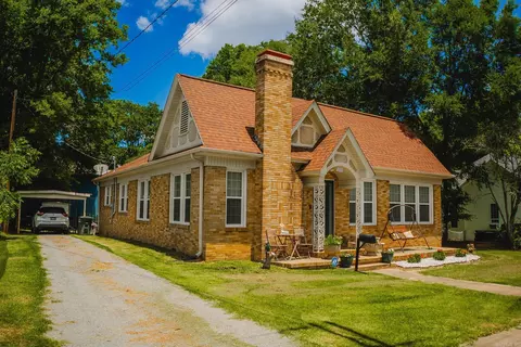209 E Shelton Ave, Monticello, AR 71655