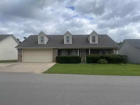 330 Gathering House Dr, Haskell, AR 72015