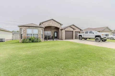 200 Gavin Dr, Paragould, AR 72450