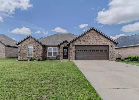 1005 Ryan Ln, Paragould, AR 72450