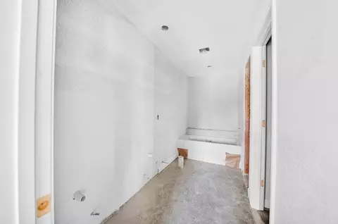 Entry Way - 4334 Hwy 321, Cabot, AR 72023 photo 4 of 5