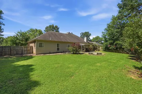 Exterior - 8 Oak Cliff Cv, Damascus, AR 72039 photo 8 of 11