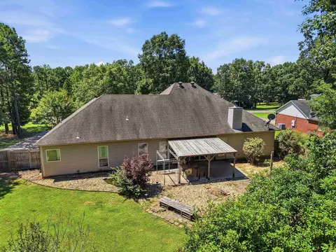 View/Area - 8 Oak Cliff Cv, Damascus, AR 72039 photo 5 of 7