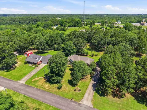 View/Area - 8 Oak Cliff Cv, Damascus, AR 72039 photo 1 of 7