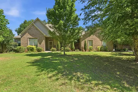 8 Oak Cliff Cv, Damascus, AR 72039