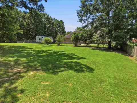 Exterior - 8 Oak Cliff Cv, Damascus, AR 72039 photo 3 of 11