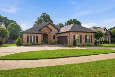 310 Vintage Cv, Conway, AR 72034