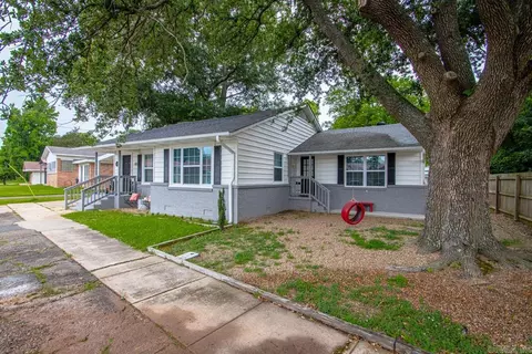 Exterior - 222 E Highland, Malvern, AR 72104 photo 2 of 9