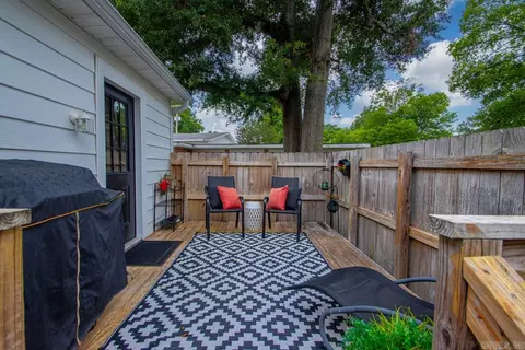 Exterior - 222 E Highland, Malvern, AR 72104 photo 9 of 9