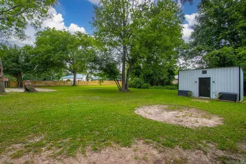 Exterior - 222 E Highland, Malvern, AR 72104 photo 4 of 9
