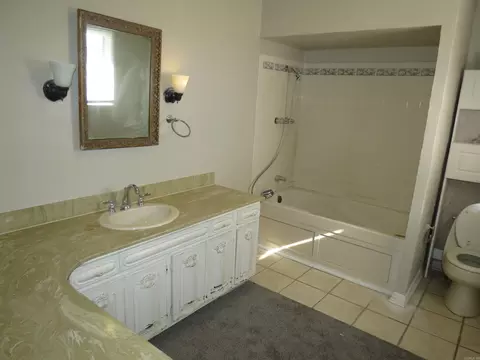 Bath - 12501 County Line Rd, Alexander, AR 72002 photo 1 of 4