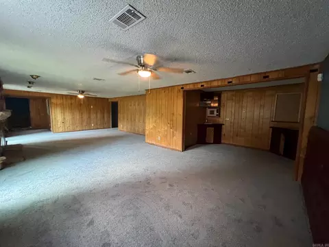 Living - 12501 County Line Rd, Alexander, AR 72002 photo 9 of 9
