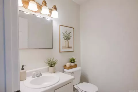 Bath - 1118 Allyson Ave, Bryant, AR 72022 photo 6 of 7