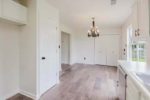 Entry Way - 1118 Allyson Ave, Bryant, AR 72022 photo 1 of 2