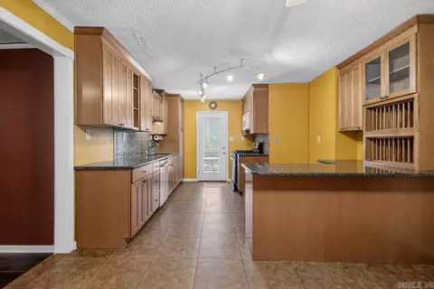 Kitchen - 1220 Pine Forest Dr, Benton, AR 72019 photo 3 of 3