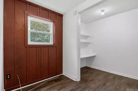 Bedroom - 1220 Pine Forest Dr, Benton, AR 72019 photo 3 of 7